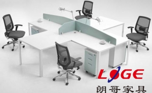 好的辦公桌椅廠家如何選擇？
