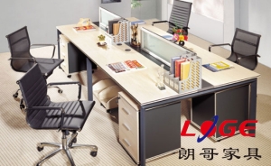 避免木質(zhì)辦公家具被蟲蛀的方法有哪些呢？